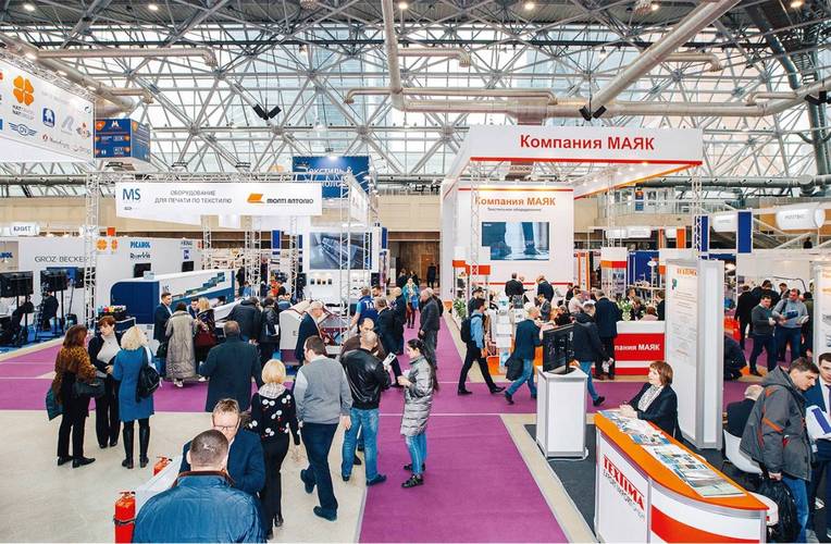 会展展台搭建哪家好？全面解析会议及展览服务的选择之道